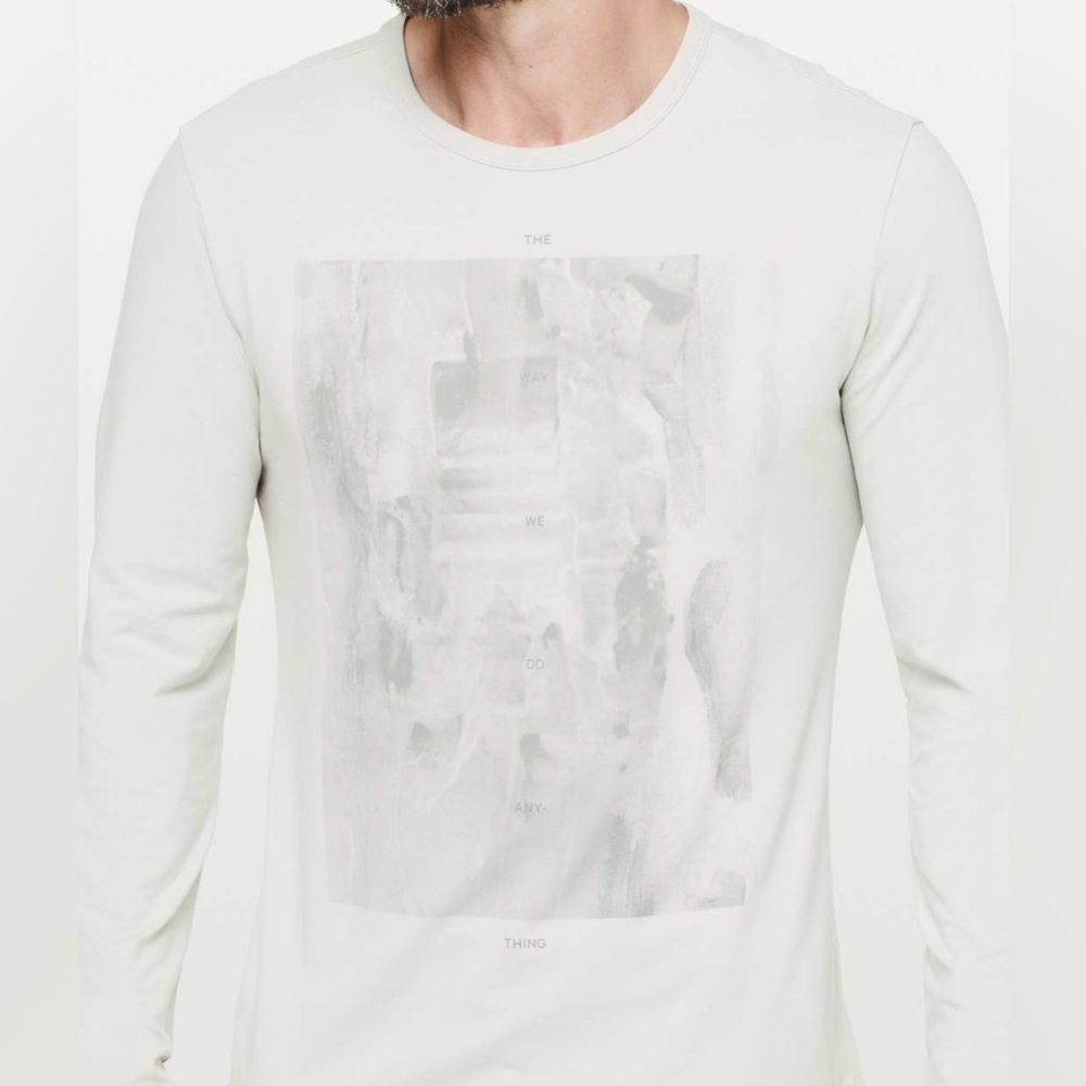 Lululemon Men's Gray Long Sleeve Shirt Graphic